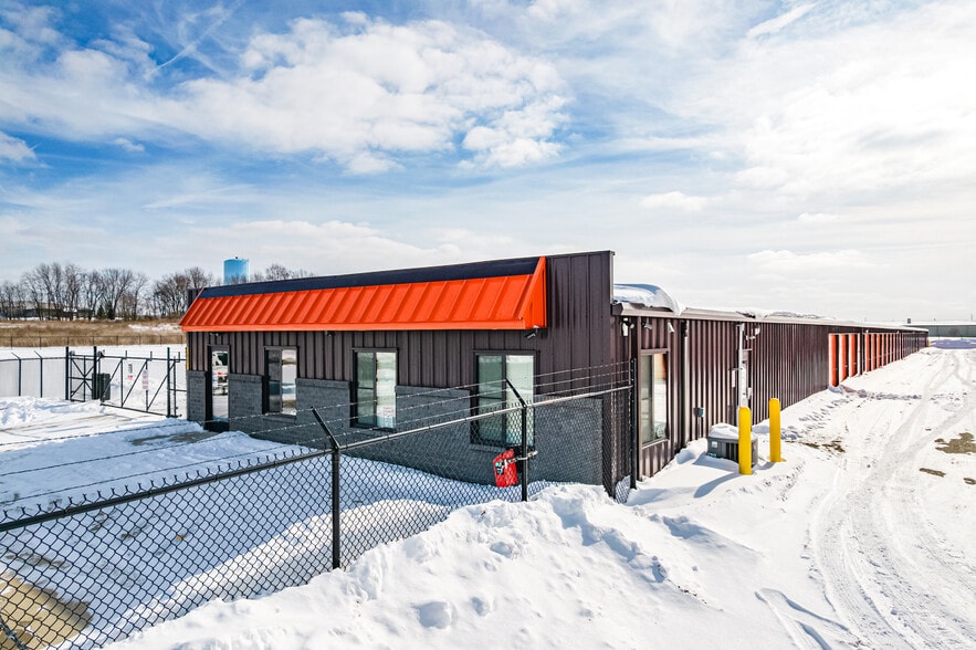 More Photos Of 2851 Business Pl SE, Massillon Self Storage For Sale