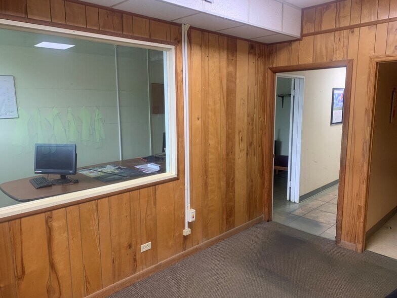 More Photos Of 1001 Nebula Rd, Manchester Manufacturing For Sale