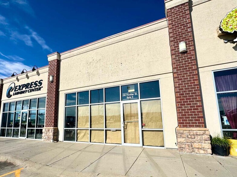 More Photos Of 210 Frontier St, Lexington Storefront Retail Office For Lease