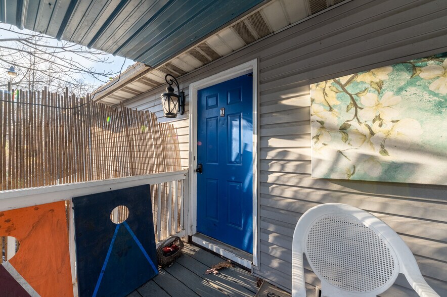 More Photos Of 309 Keller Ave, Fayetteville Storefront Retail Office For Sale