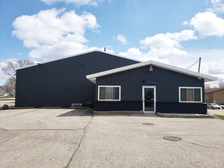 More Photos Of 3410 SW Chicago Dr, Grandville Warehouse For Lease