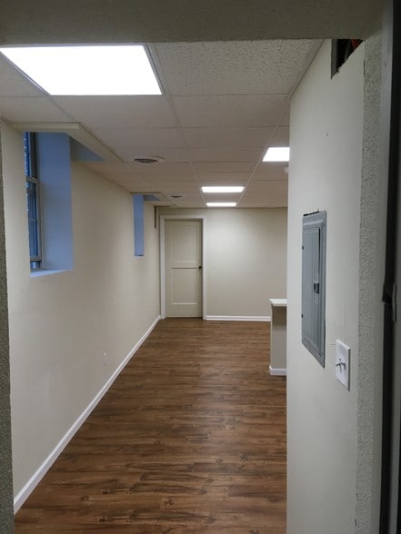 More Photos Of 137 E Washington St, Shelbyville Lodge Meeting Hall For Sale