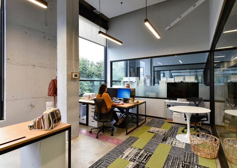 More Photos Of 934-976 Brady Ave NW, Atlanta Office For Lease