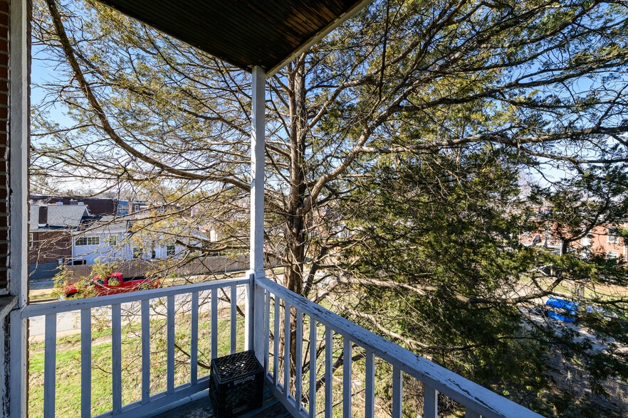 More Photos Of 5321 Michigan Ave, Saint Louis Multifamily For Sale