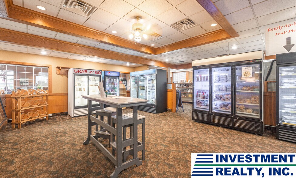 More Photos Of 60 Highway P, Cuba Freestanding For Sale