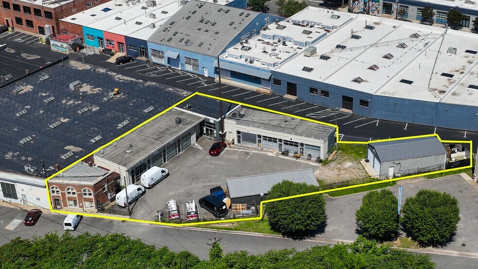 More Photos Of 1726 Altamont Ave, Richmond Warehouse For Lease