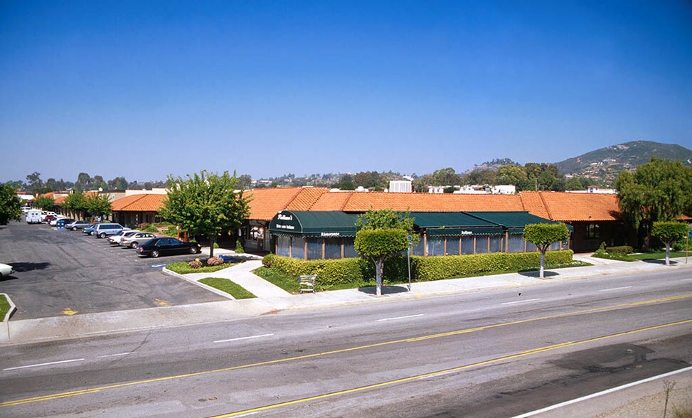 More Photos Of 1225-1381 E Vista Way, Vista General Retail For Lease