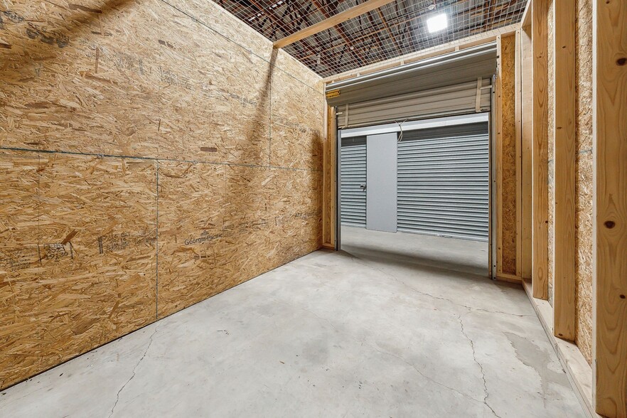 More Photos Of 14 North St, Oneonta Self Storage For Sale