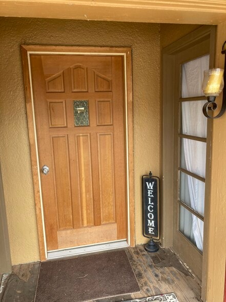 More Photos Of 202 S Hoy St, Buffalo Hotel For Sale