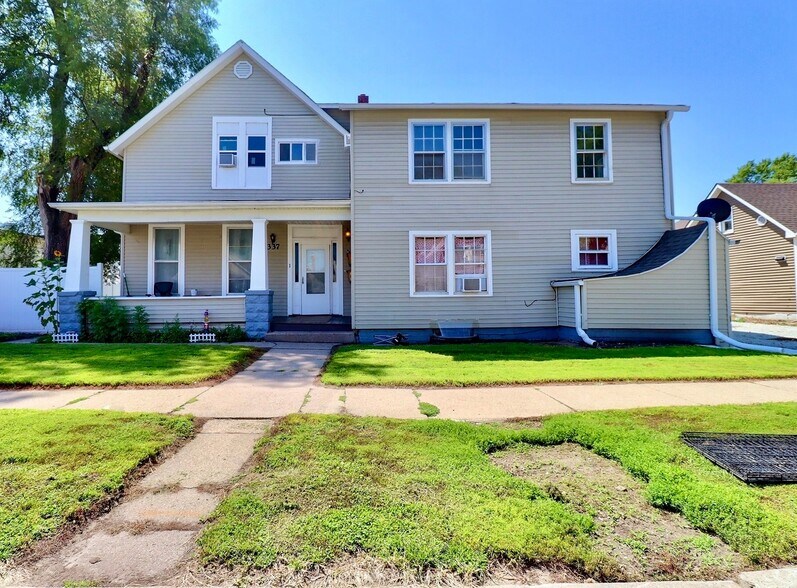 Primary Photo Of 335 W 6th St, Fremont Apartments For Sale