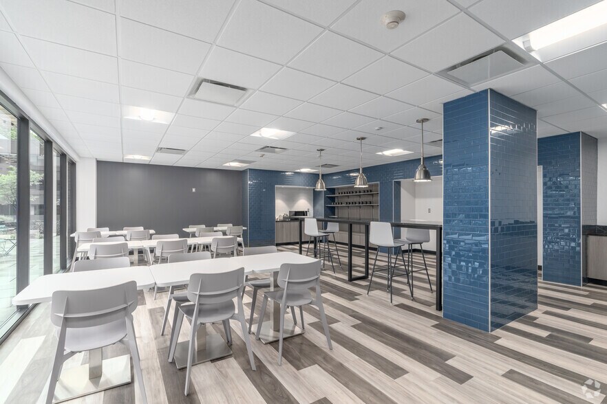 More Photos Of 1285 Drummers Ln, Wayne Office For Lease