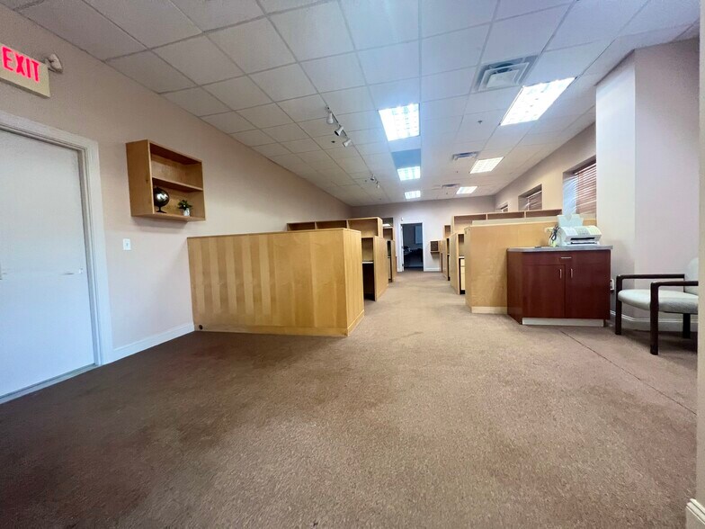 More Photos Of 27-31 Privet St, Pawtucket Manufacturing For Sale