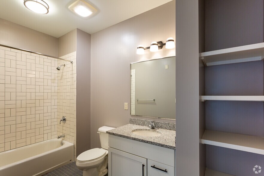 More Photos Of 811-827 Court St, Utica Apartments For Lease