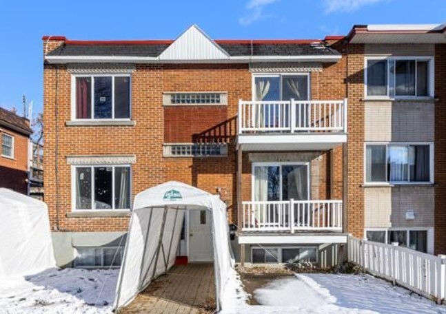 Primary Photo Of 665 Av 73E, Laval Apartments For Sale