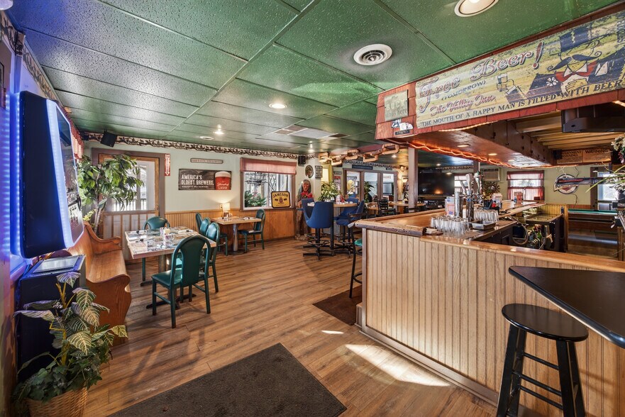 More Photos Of 2862 Guyanoga Rd, Branchport General Retail For Sale