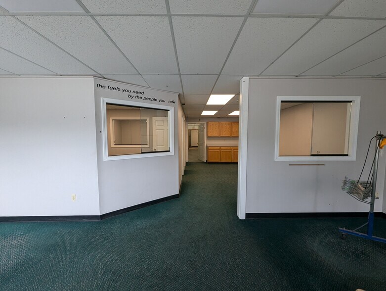 More Photos Of 612 Tenney Mountain Hwy, Plymouth Storefront For Lease