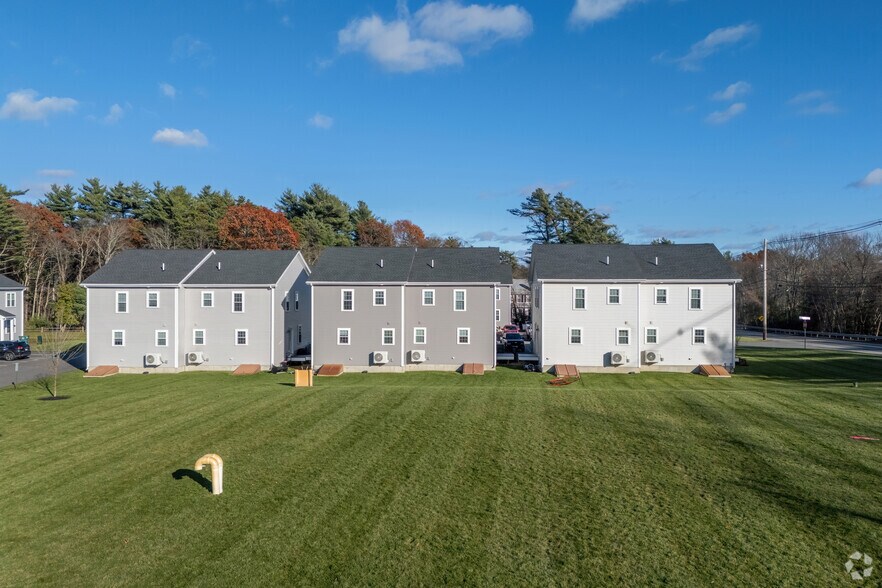 More Photos Of 5 Jakes Path, Middleboro Apartments For Sale
