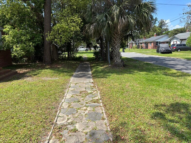 More Photos Of 5010 Blackburn St, Jacksonville Specialty For Sale
