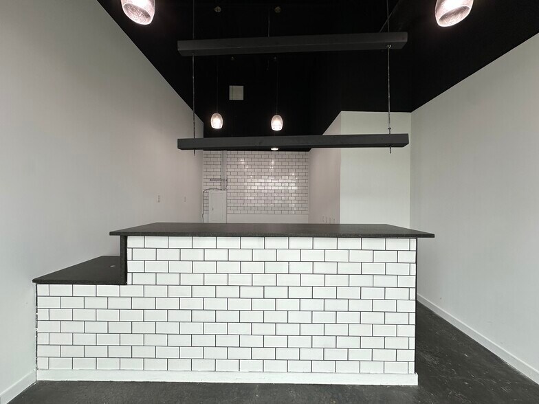 More Photos Of 2615 Woodruff Rd, Simpsonville Storefront For Lease