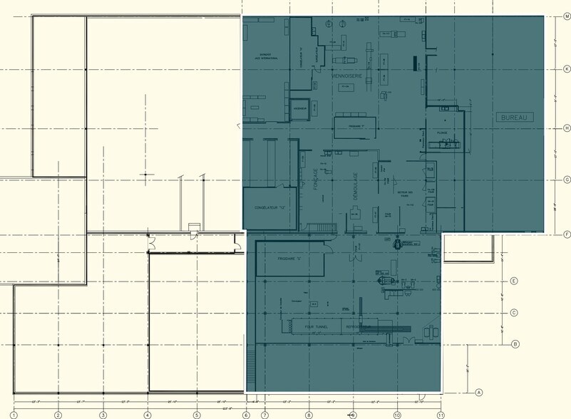 More Photos Of 5065-5067 Rue Ontario E, Montréal Manufacturing For Lease
