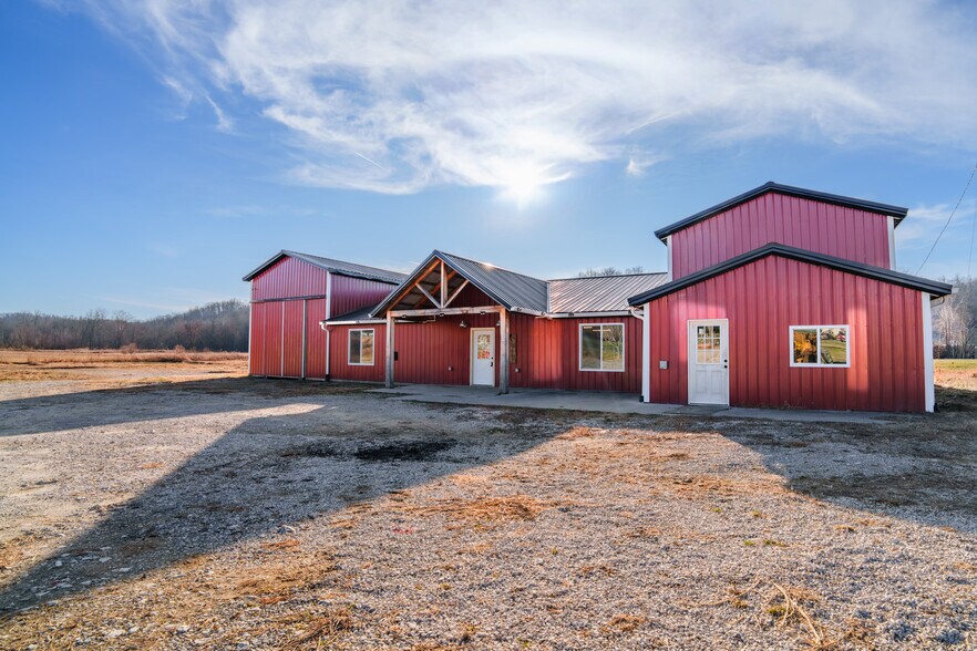 More Photos Of 14198 KY Highway 191, Hazel Green Convenience Store For Sale