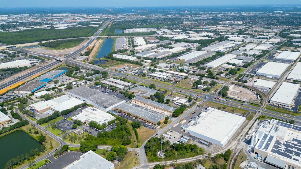 More Photos Of 8100 Chancellor Dr, Orlando Light Manufacturing For Lease