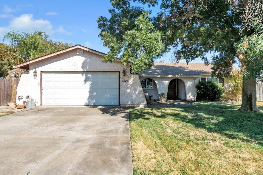 More Photos Of 7028 26th St, Rio Linda Industrial For Sale