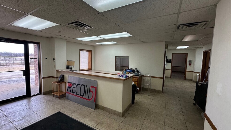 More Photos Of 10848 S 265th East Ave, Broken Arrow Manufacturing For Lease