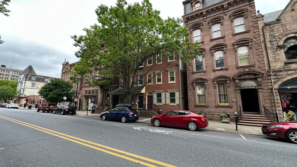 More Photos Of 28 N 3rd St, Easton Office Residential For Lease