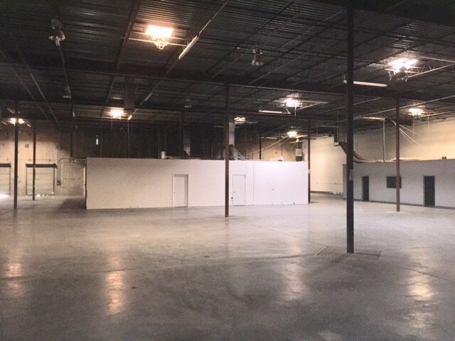 More Photos Of 901 Tony Lama St, El Paso Warehouse For Lease