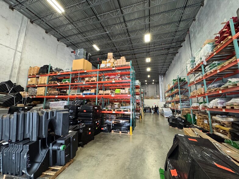 More Photos Of 8565 W 44th Ave, Hialeah Warehouse For Lease