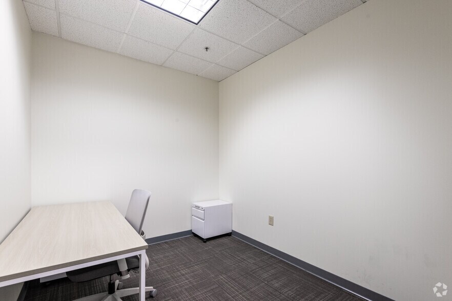 More Photos Of 50 Iron Point Cir, Folsom Office For Lease