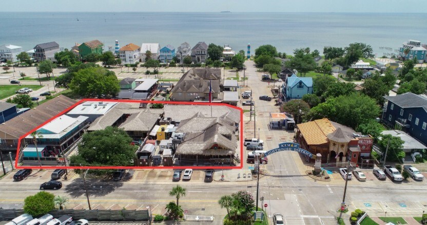 Primary Photo Of 505 Bradford Ave, Kemah General Retail For Sale