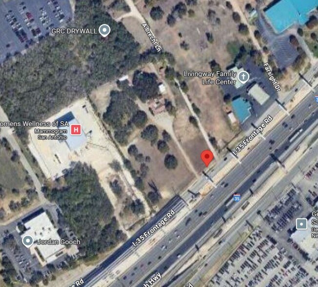 More Photos Of 12995 N Interstate 35, Live Oak Land For Sale