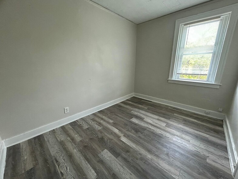 More Photos Of 3737 Scovel Pl, Detroit Apartments For Sale