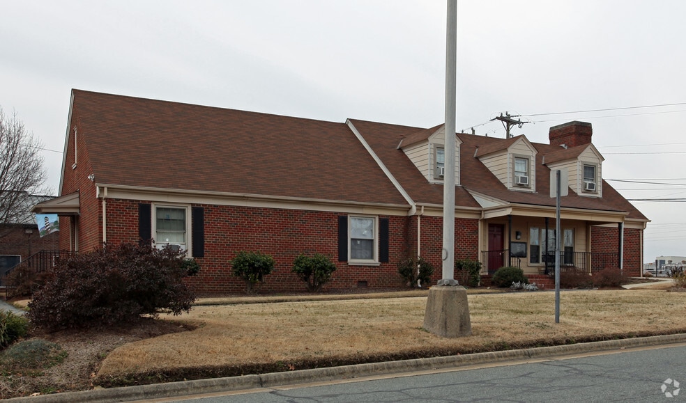 More Photos Of 291 Graham Hopedale Rd, Burlington Medical For Lease