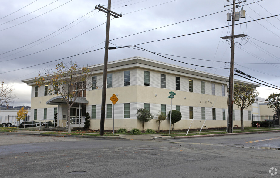 Primary Photo Of 799 Thornton St, San Leandro Office For Sale