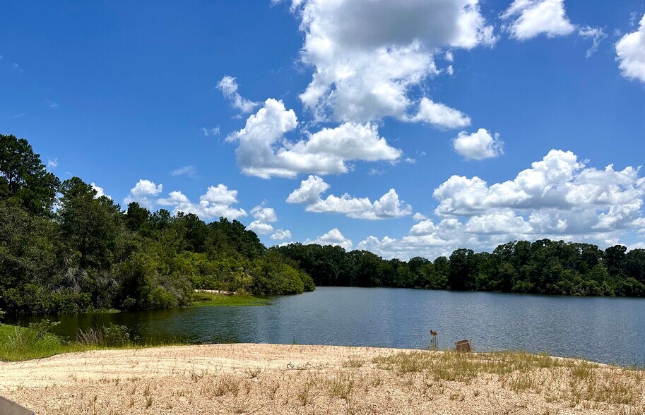 More Photos Of US 51 Bypass hwy, Roseland Land For Sale