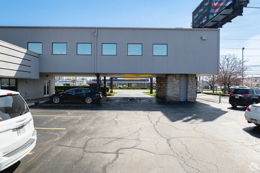 More Photos Of 4427 Talmadge Rd, Toledo Office For Lease