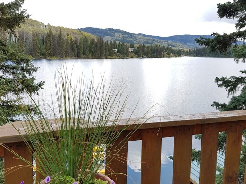 More Photos Of 8428 British Columbia 24, Lone Butte Hotel For Sale