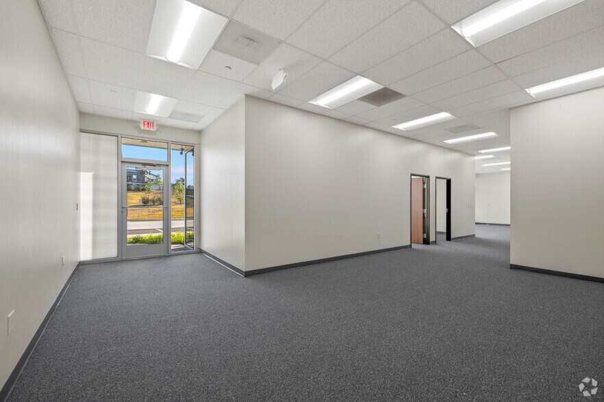 More Photos Of 5305 N Mays St, Georgetown Unknown For Lease