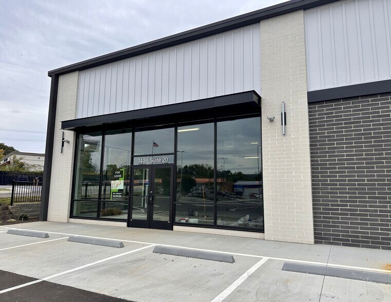 More Photos Of 1408 W Market St, Johnson City Restaurant For Lease