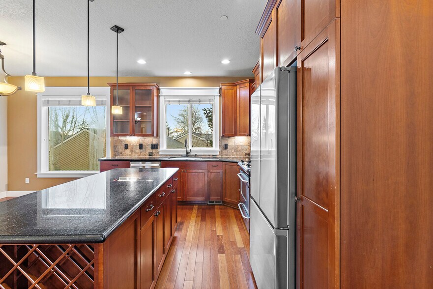 More Photos Of 9414 SE Causey Ave, Happy Valley Apartments For Sale