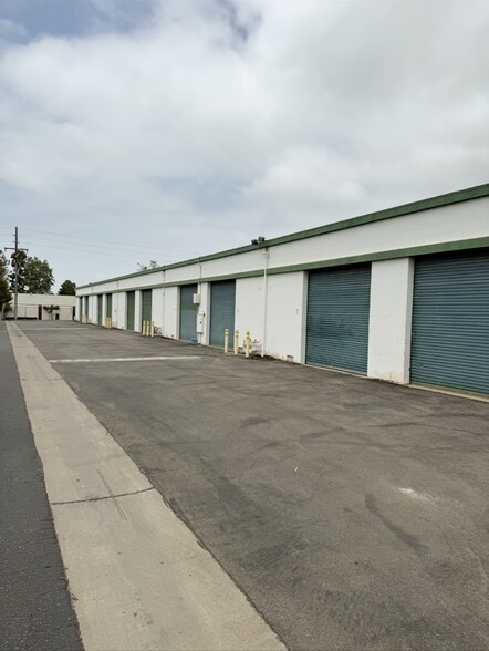 More Photos Of 2261 Palma Dr, Ventura Warehouse For Sale