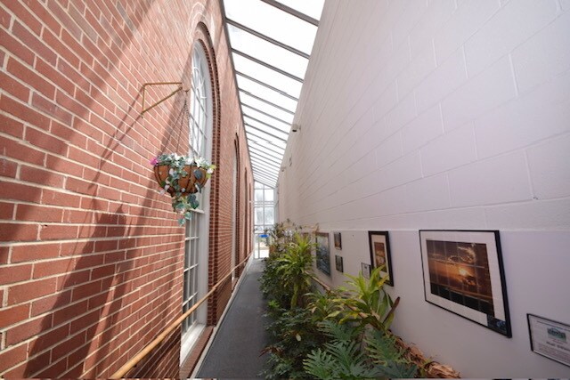 More Photos Of 400 Boyd St, De Soto Religious Facility For Sale