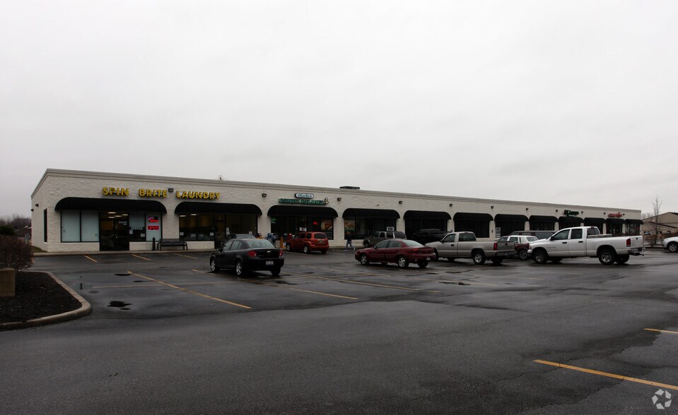 More Photos Of 6650 Lewis St, Temperance Storefront For Lease