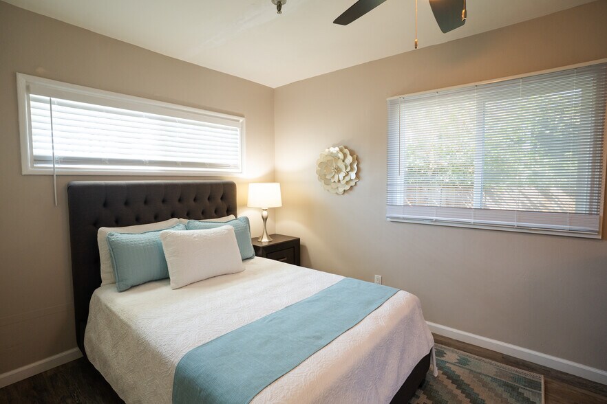 More Photos Of 932 Walnut Ave, Long Beach Specialty For Sale