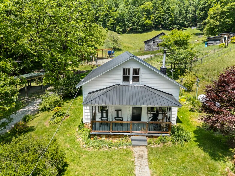 More Photos Of 1651 Winding Stairs rd, Topton Land For Sale