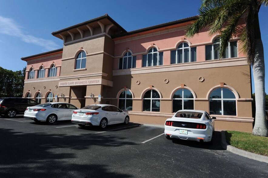 More Photos Of 3208 Chiquita Blvd S, Cape Coral Office For Lease