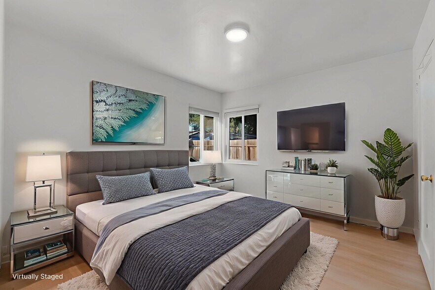 More Photos Of 236 Higdon Ave, Mountain View Apartments For Sale